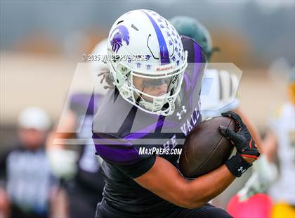 Thumbnail 2 in Richland @ Sumner (WIAA State 4A Playoffs) photogallery.