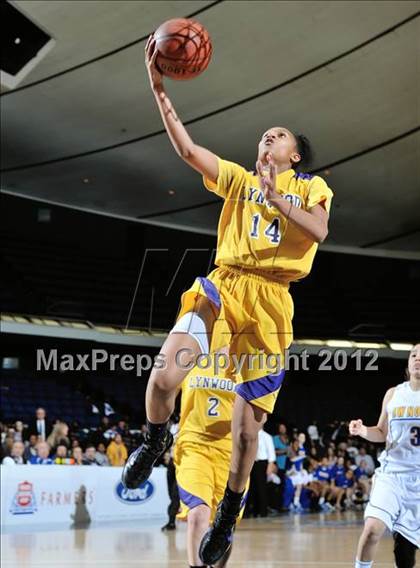 Thumbnail 3 in JW North vs. Lynwood (CIF SS D2AA Final) photogallery.