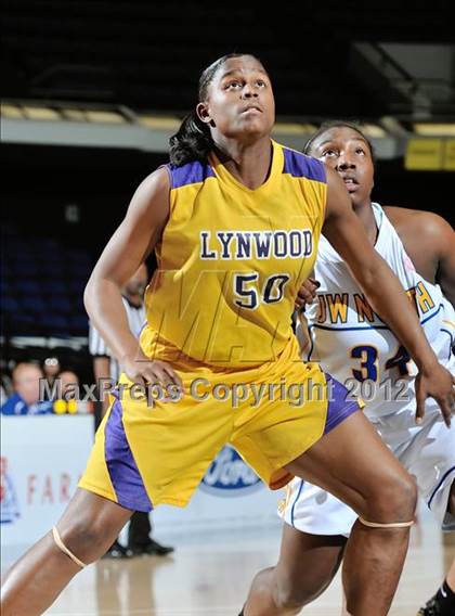 Thumbnail 2 in JW North vs. Lynwood (CIF SS D2AA Final) photogallery.