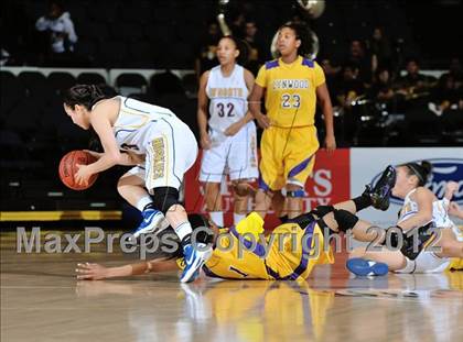 Thumbnail 2 in JW North vs. Lynwood (CIF SS D2AA Final) photogallery.
