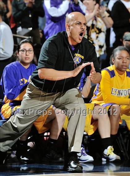 Thumbnail 1 in JW North vs. Lynwood (CIF SS D2AA Final) photogallery.