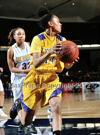Thumbnail 1 in JW North vs. Lynwood (CIF SS D2AA Final) photogallery.
