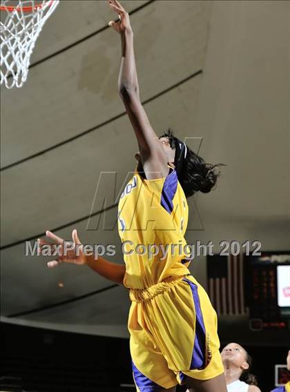 Thumbnail 3 in JW North vs. Lynwood (CIF SS D2AA Final) photogallery.