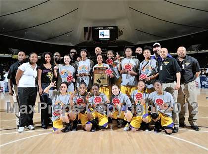 Thumbnail 1 in JW North vs. Lynwood (CIF SS D2AA Final) photogallery.