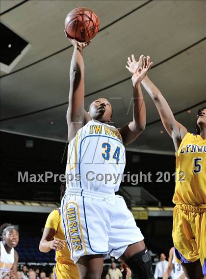Thumbnail 3 in JW North vs. Lynwood (CIF SS D2AA Final) photogallery.