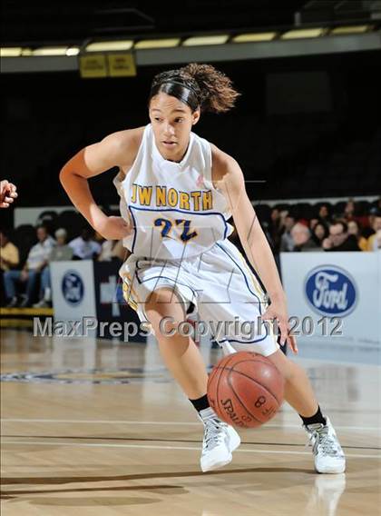 Thumbnail 1 in JW North vs. Lynwood (CIF SS D2AA Final) photogallery.