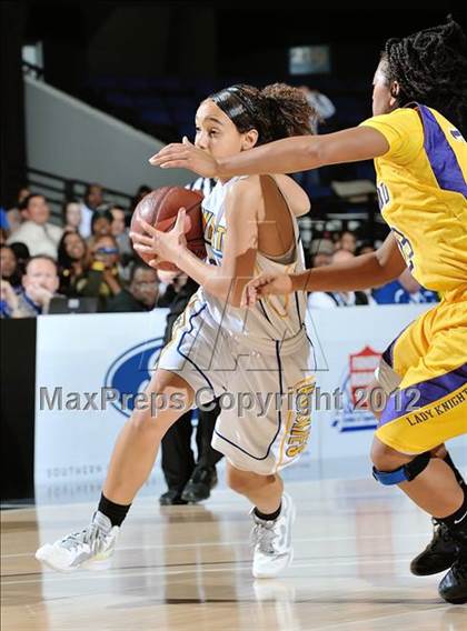 Thumbnail 3 in JW North vs. Lynwood (CIF SS D2AA Final) photogallery.