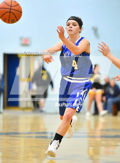 Thumbnail 1 in Yerington vs. Smith Valley (Serpent Classic) photogallery.