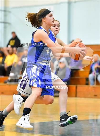 Thumbnail 1 in Yerington vs. Smith Valley (Serpent Classic) photogallery.