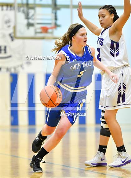 Thumbnail 3 in Yerington vs. Smith Valley (Serpent Classic) photogallery.