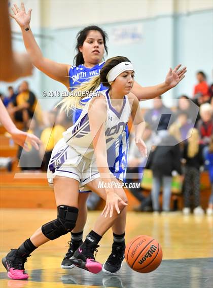 Thumbnail 2 in Yerington vs. Smith Valley (Serpent Classic) photogallery.