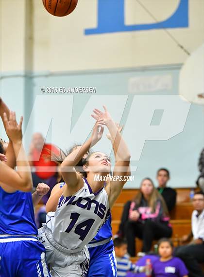 Thumbnail 1 in Yerington vs. Smith Valley (Serpent Classic) photogallery.