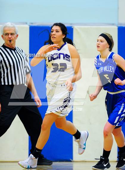 Thumbnail 1 in Yerington vs. Smith Valley (Serpent Classic) photogallery.