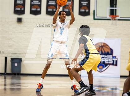 Thumbnail 2 in Lee vs. Arlington photogallery.