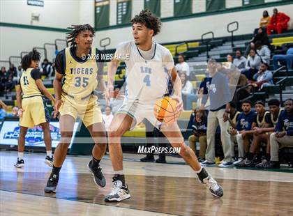 Thumbnail 1 in Lee vs. Arlington photogallery.