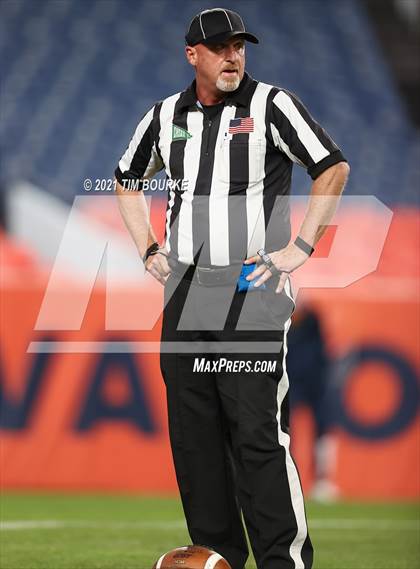 Thumbnail 1 in Valor Christian vs. Cherry Creek (CHSAA 5A Final) photogallery.