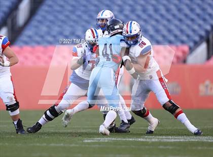 Thumbnail 1 in Valor Christian vs. Cherry Creek (CHSAA 5A Final) photogallery.