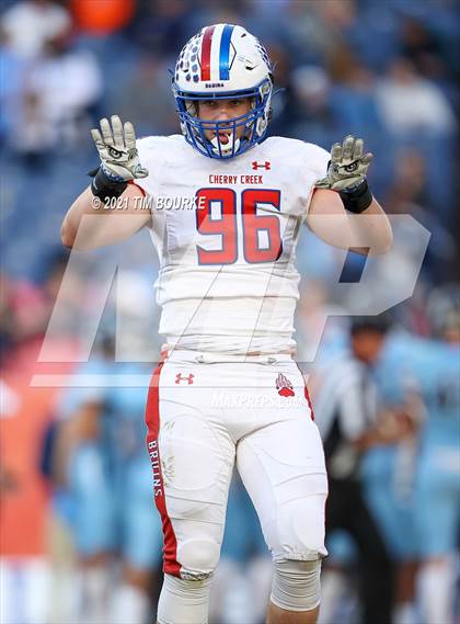 Thumbnail 2 in Valor Christian vs. Cherry Creek (CHSAA 5A Final) photogallery.
