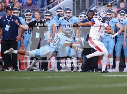 Thumbnail 3 in Valor Christian vs. Cherry Creek (CHSAA 5A Final) photogallery.