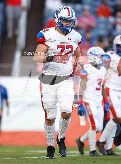 Thumbnail 2 in Valor Christian vs. Cherry Creek (CHSAA 5A Final) photogallery.