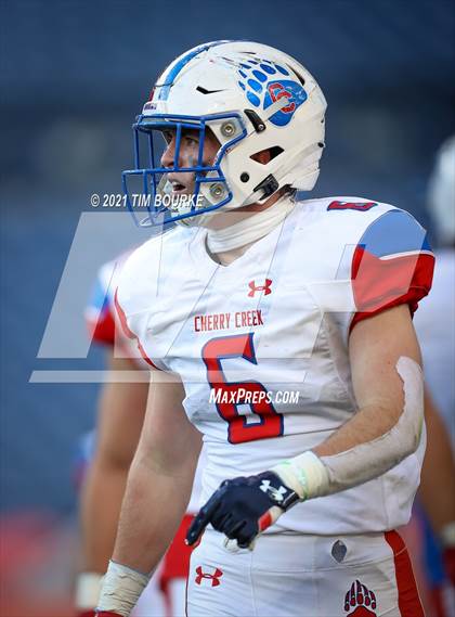 Thumbnail 1 in Valor Christian vs. Cherry Creek (CHSAA 5A Final) photogallery.