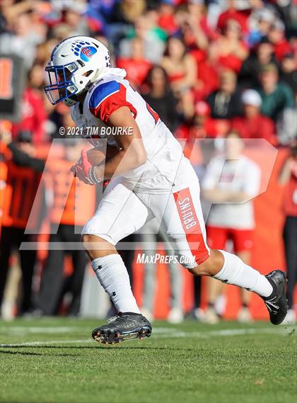 Thumbnail 3 in Valor Christian vs. Cherry Creek (CHSAA 5A Final) photogallery.