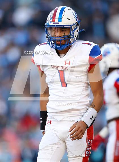 Thumbnail 3 in Valor Christian vs. Cherry Creek (CHSAA 5A Final) photogallery.