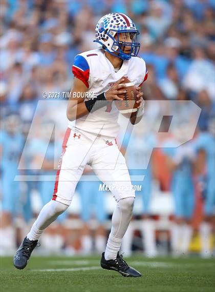 Thumbnail 1 in Valor Christian vs. Cherry Creek (CHSAA 5A Final) photogallery.