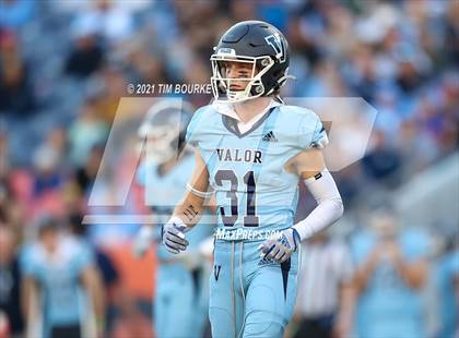 Thumbnail 2 in Valor Christian vs. Cherry Creek (CHSAA 5A Final) photogallery.