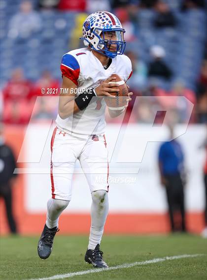 Thumbnail 1 in Valor Christian vs. Cherry Creek (CHSAA 5A Final) photogallery.