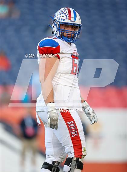 Thumbnail 2 in Valor Christian vs. Cherry Creek (CHSAA 5A Final) photogallery.