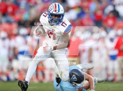 Thumbnail 1 in Valor Christian vs. Cherry Creek (CHSAA 5A Final) photogallery.