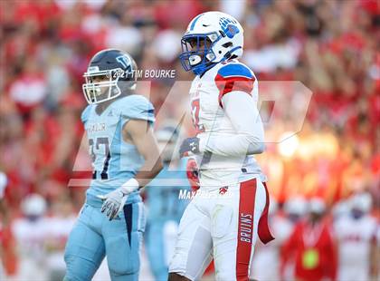 Thumbnail 3 in Valor Christian vs. Cherry Creek (CHSAA 5A Final) photogallery.