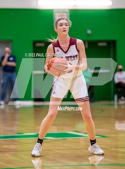 Thumbnail 1 in WF West vs Archbishop Murphy (WIAA 2A Regional Playoff) photogallery.