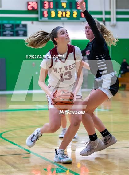 Thumbnail 1 in WF West vs Archbishop Murphy (WIAA 2A Regional Playoff) photogallery.