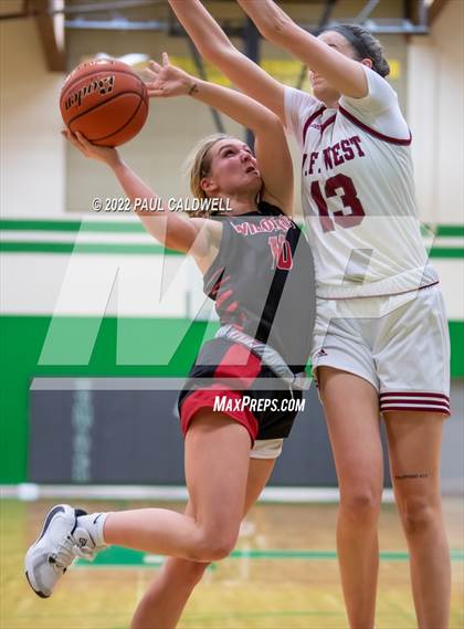 Thumbnail 1 in WF West vs Archbishop Murphy (WIAA 2A Regional Playoff) photogallery.