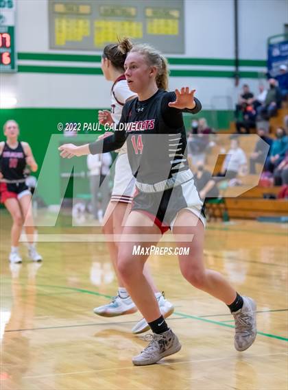 Thumbnail 2 in WF West vs Archbishop Murphy (WIAA 2A Regional Playoff) photogallery.