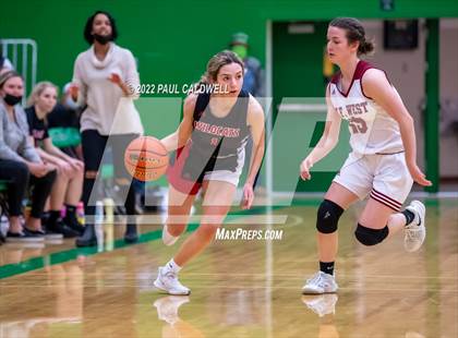 Thumbnail 3 in WF West vs Archbishop Murphy (WIAA 2A Regional Playoff) photogallery.