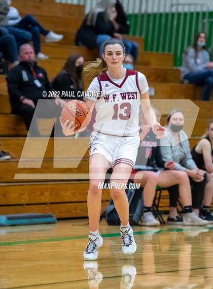 Thumbnail 2 in WF West vs Archbishop Murphy (WIAA 2A Regional Playoff) photogallery.