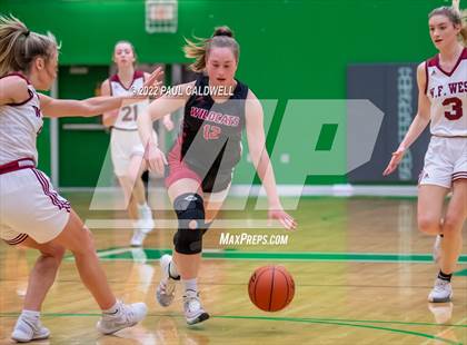 Thumbnail 2 in WF West vs Archbishop Murphy (WIAA 2A Regional Playoff) photogallery.