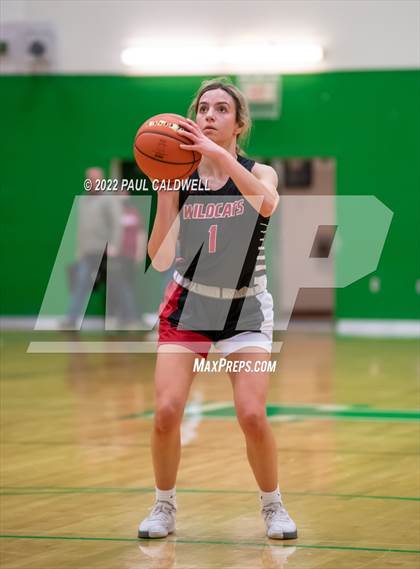Thumbnail 2 in WF West vs Archbishop Murphy (WIAA 2A Regional Playoff) photogallery.