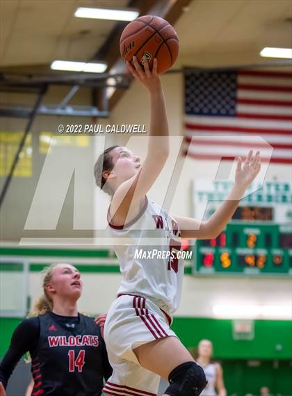 Thumbnail 3 in WF West vs Archbishop Murphy (WIAA 2A Regional Playoff) photogallery.