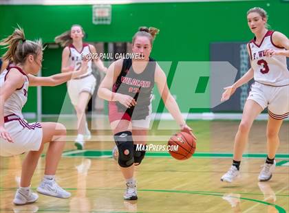 Thumbnail 3 in WF West vs Archbishop Murphy (WIAA 2A Regional Playoff) photogallery.