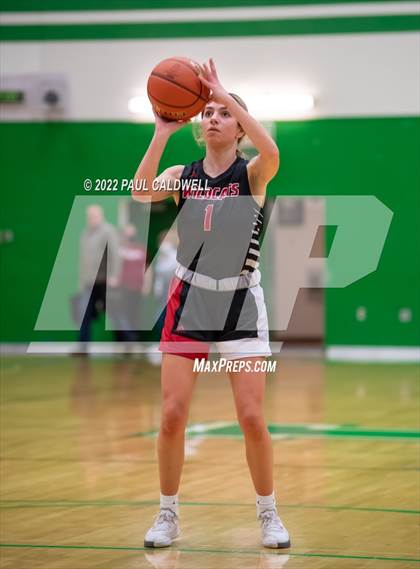 Thumbnail 3 in WF West vs Archbishop Murphy (WIAA 2A Regional Playoff) photogallery.