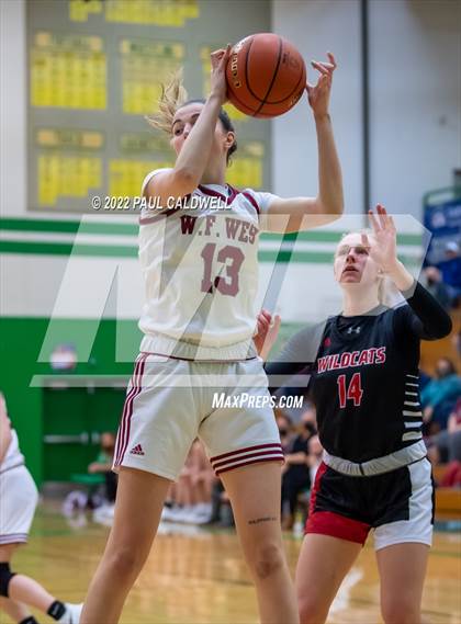 Thumbnail 1 in WF West vs Archbishop Murphy (WIAA 2A Regional Playoff) photogallery.