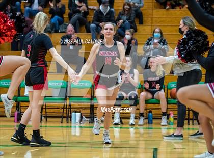 Thumbnail 3 in WF West vs Archbishop Murphy (WIAA 2A Regional Playoff) photogallery.