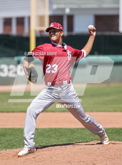 Thumbnail 3 in Franklin vs. Lowell (MIAA Division 1A Round 1 Playoff) photogallery.