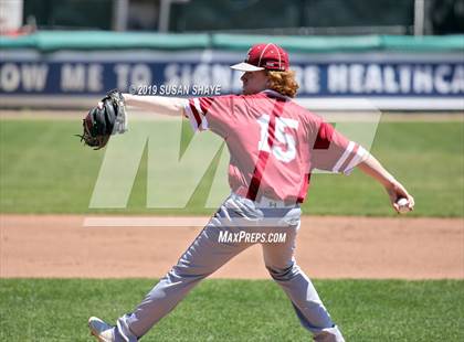 Thumbnail 3 in Franklin vs. Lowell (MIAA Division 1A Round 1 Playoff) photogallery.