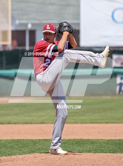 Thumbnail 2 in Franklin vs. Lowell (MIAA Division 1A Round 1 Playoff) photogallery.