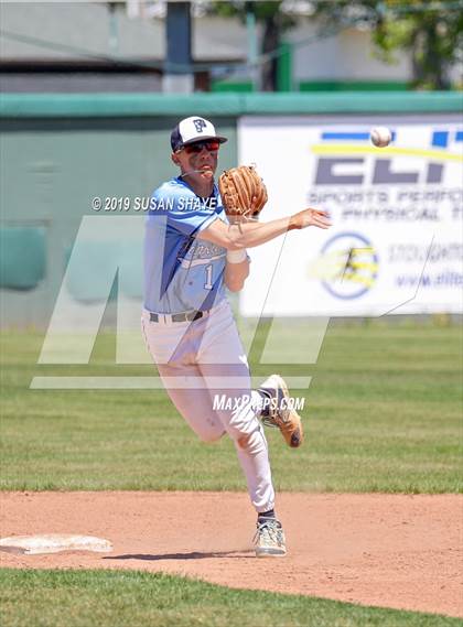 Thumbnail 2 in Franklin vs. Lowell (MIAA Division 1A Round 1 Playoff) photogallery.